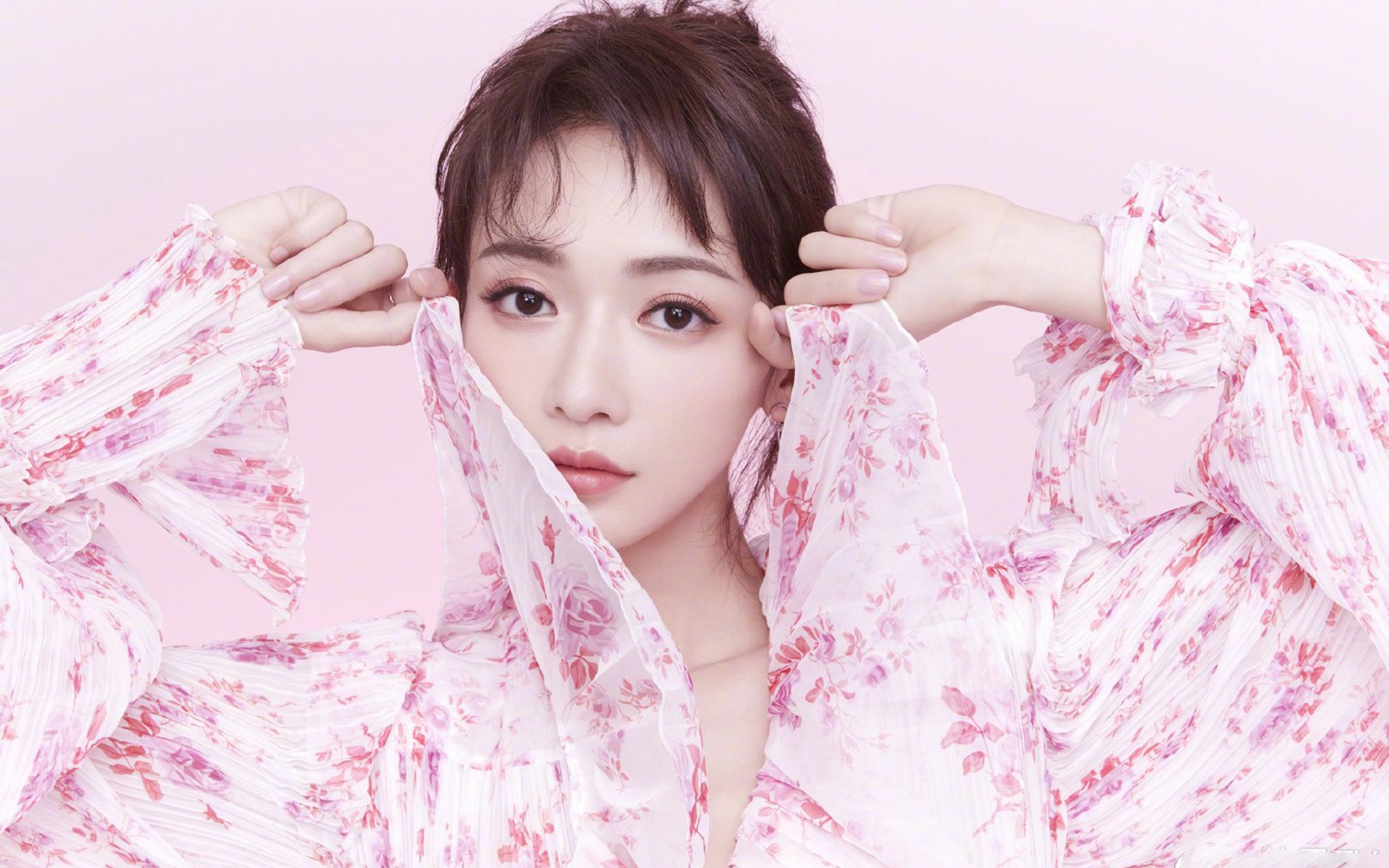 阿莱格里续约尤文图斯，继续执教