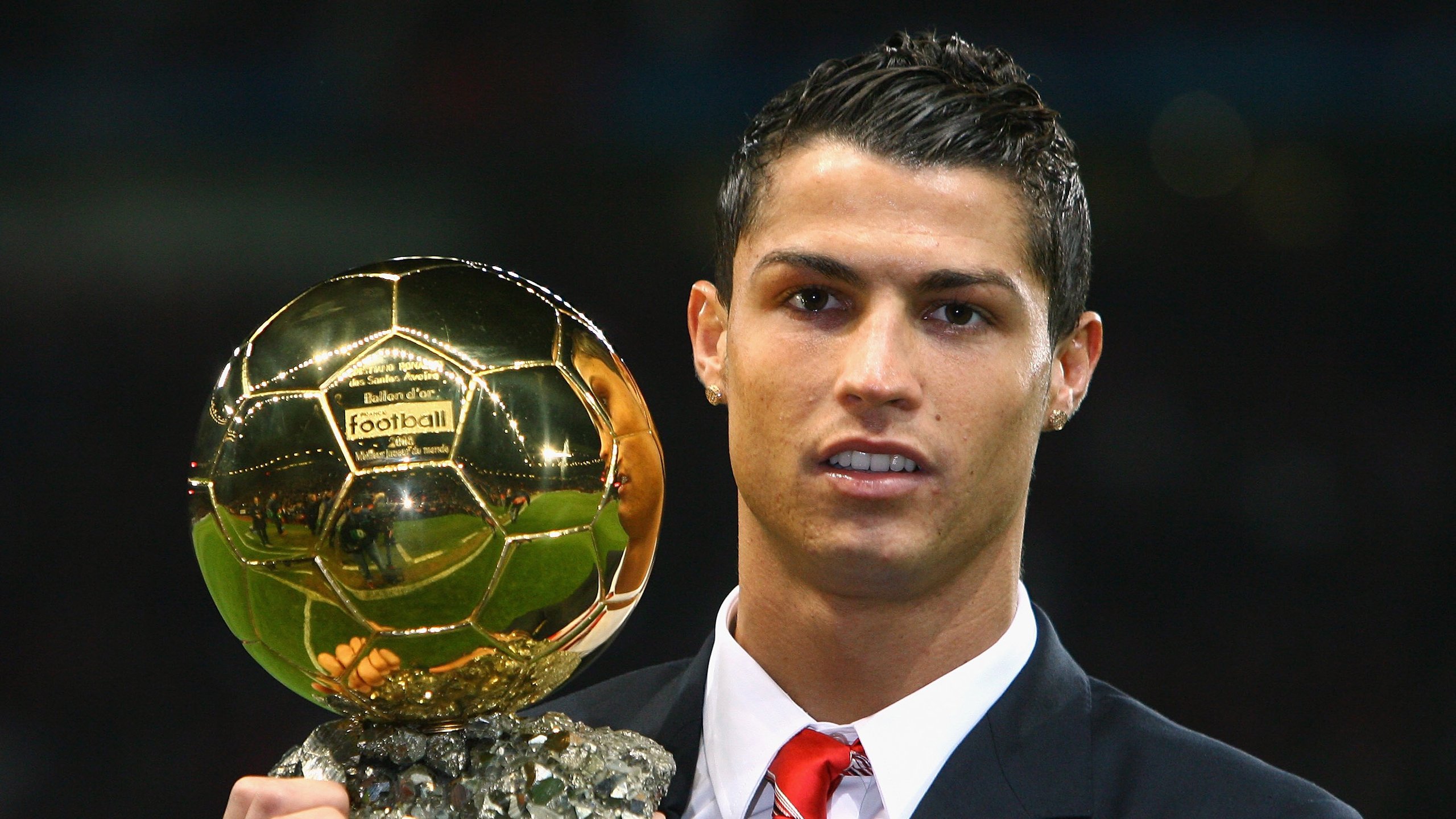 爱游戏登录-皇马引进年轻天才，誓将未来之星带回皇马阵容，皇马老将